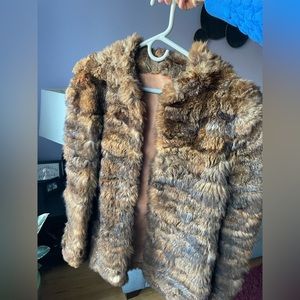 Short coat - coyote fur